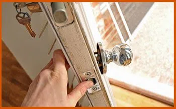 Lincoln Park MI Locksmith Store Lincoln Park, MI 313-528-0869 - 12-changing-locks